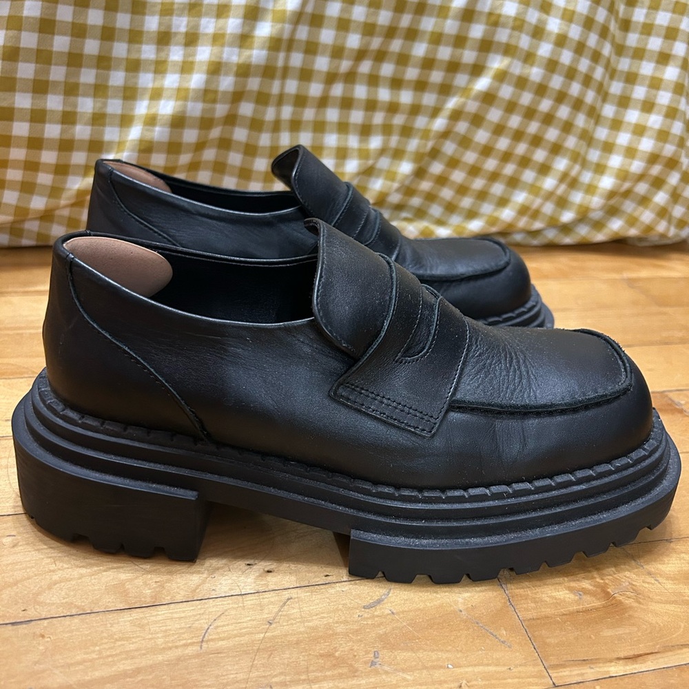 L’INTERVALLE women’s platform loafer